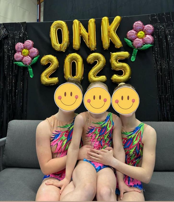 Acro wedstrijd pakjes Trio - Huur/Koop, Kinderen en Baby's, Kinderkleding | Overige, Meisje, Ophalen of Verzenden