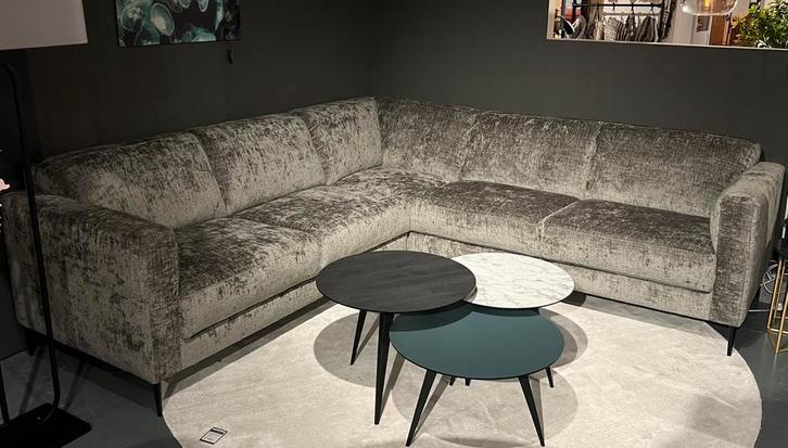 Hoekbank Savanna velvet, L253 x B253 x D88 cm - Het Anker, Huis en Inrichting, Banken | Complete zithoeken, Zo goed als nieuw