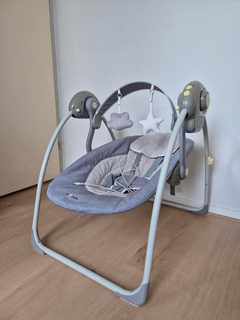 Comfortabele Wipstoel met Muziek en Trilfunctie, Kinderen en Baby's, Wipstoeltjes, Ophalen