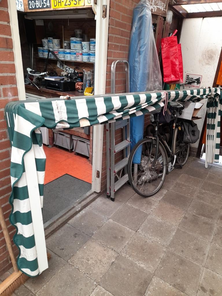 Markies 291 cm breed,frame goed ,doek moet vervangen worden., Ophalen of Verzenden, Gebruikt