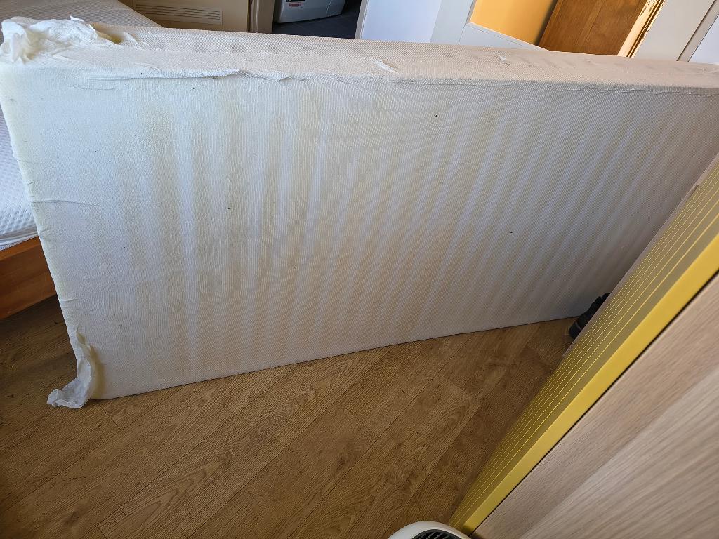 Gratis af te halen matras, Ophalen, 90 cm, Eenpersoons, Zo goed als nieuw
