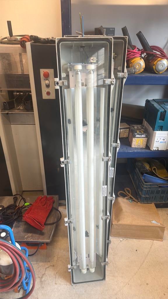 Tl bakken voor in vuurwerkbunker, Ophalen of Verzenden, Zo goed als nieuw, Minder dan 50 watt