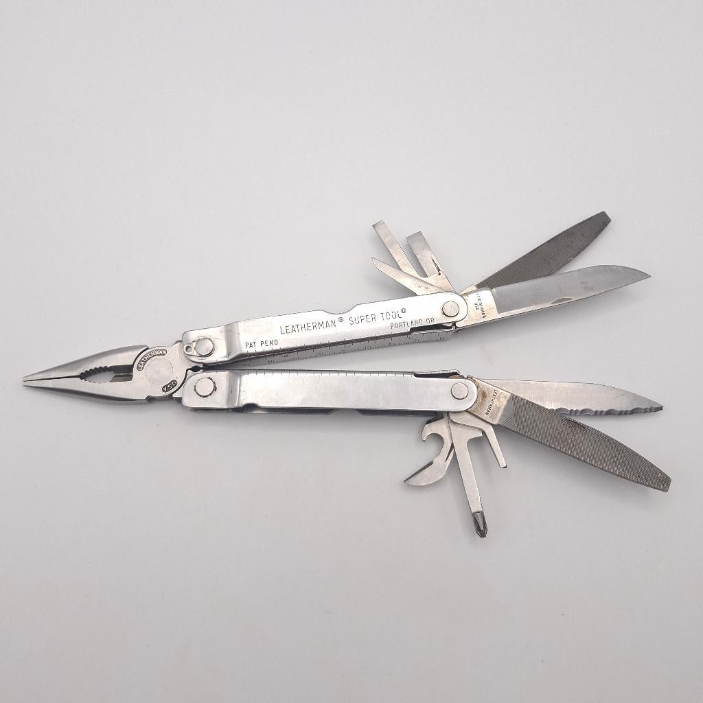 Leatherman Super tool 1st Gen multitool, Caravans en Kamperen, Kampeergereedschap, Ophalen of Verzenden, Zo goed als nieuw