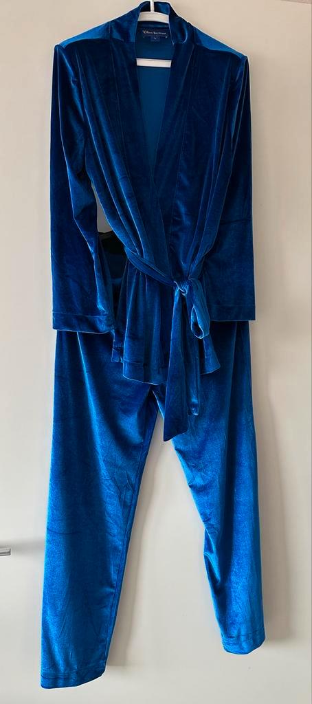 Le Olive Cobalt Blauw Velvet Pyjama Pak Maat L, Kleding | Dames, Pyjama's, Nieuw, Maat 42/44 (L), Ophalen of Verzenden