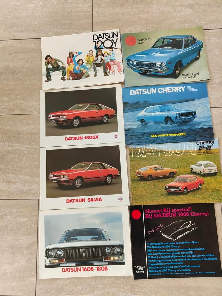 20 vintage Datsun folders jaren 70, Ophalen of Verzenden, Zo goed als nieuw, Nissan