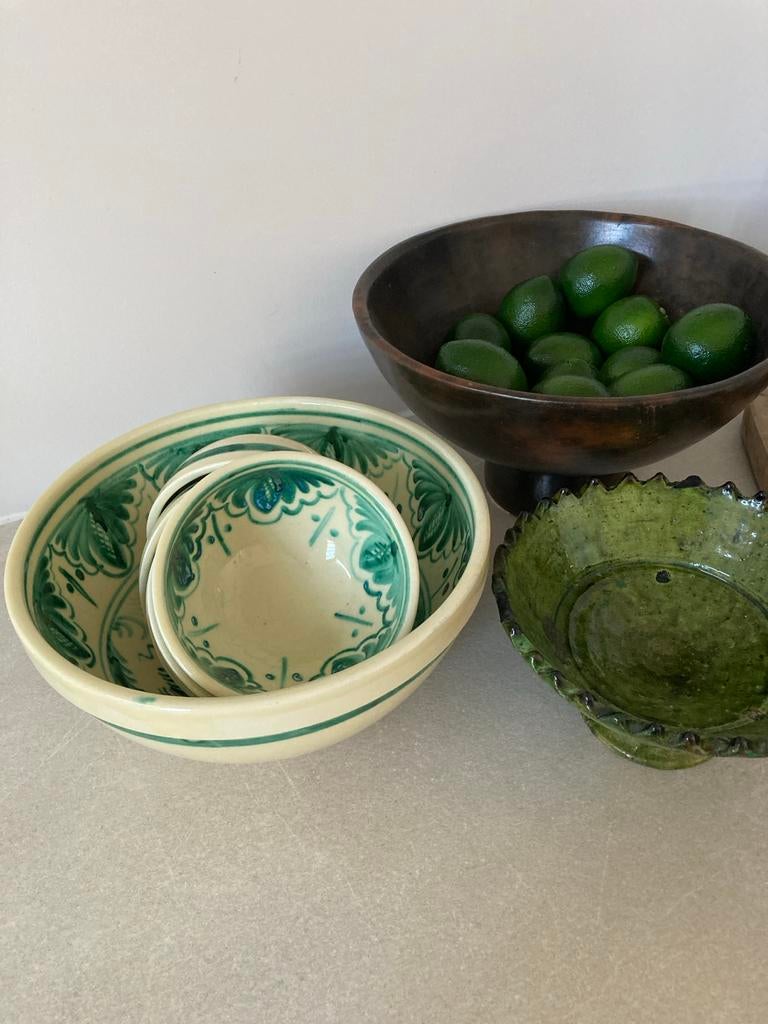 mediterraans / tamegroute handgeschilderde  schalen, Huis en Inrichting, Keuken | Servies, Gebruikt, Schaal of Schalen, Overige stijlen