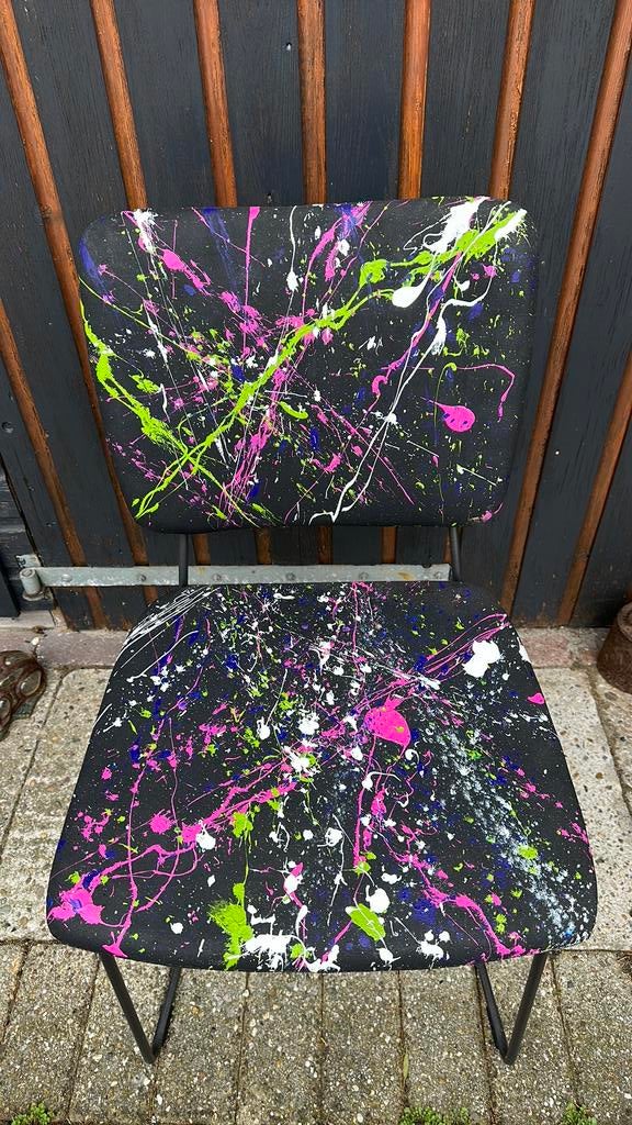 Exclusive Bert Plantagie stoel nr. 42 van de 50 stoelen, Ophalen of Verzenden, Zo goed als nieuw, Stof, Eén