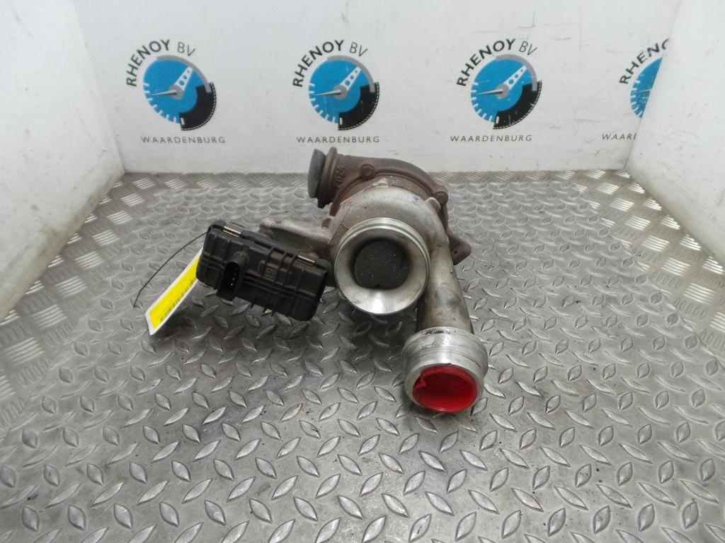 BMW 1 SERIES TURBO 2015, Ophalen of Verzenden, Gebruikt, Stiba lid