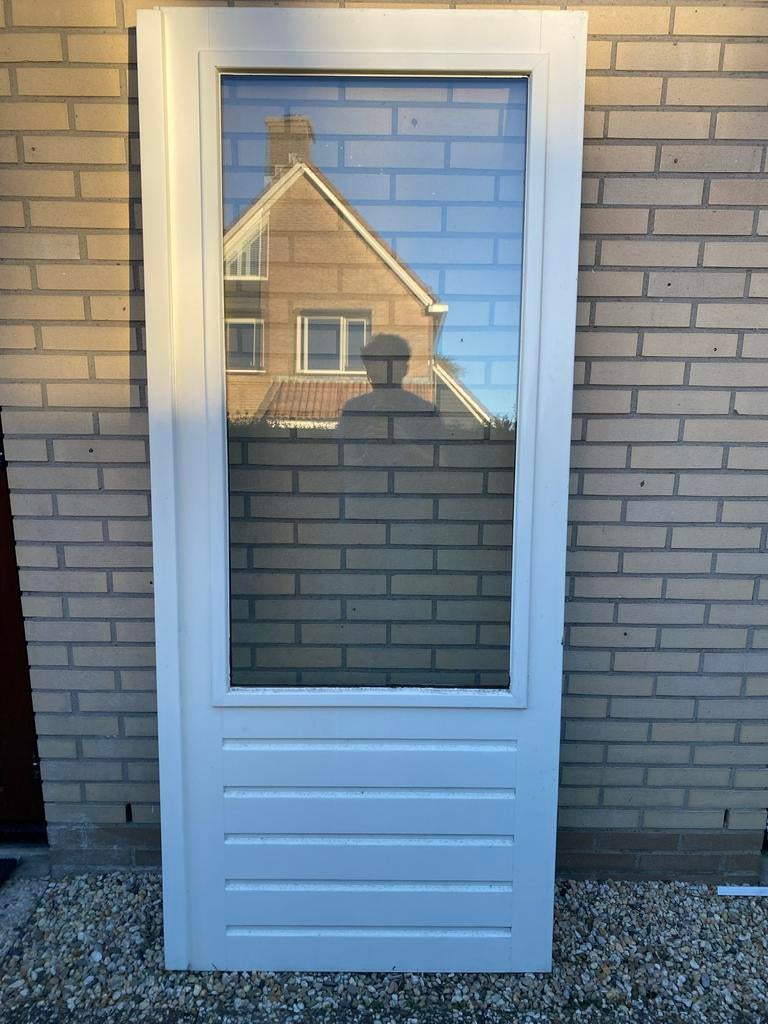 Massieve buitendeur met dubbelglas, Ophalen, Gebruikt, Buitendeur, 200 tot 215 cm