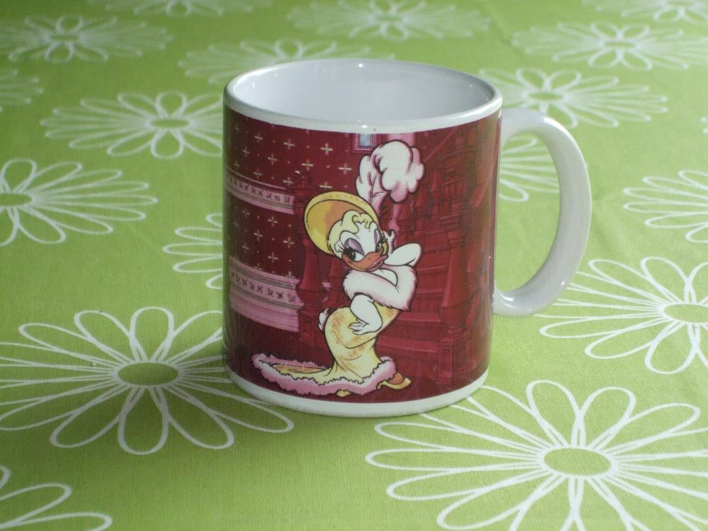 Disney mok Donald Duck en Katrien op chique, Verzamelen, Disney, Ophalen of Verzenden, Donald Duck, Gebruikt, Servies