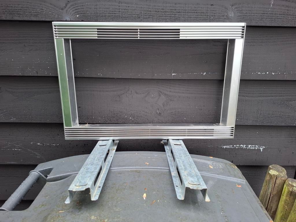 RVS inbouwraam magnetron voor nis 38 cm, Ophalen, Gebruikt, Inbouw