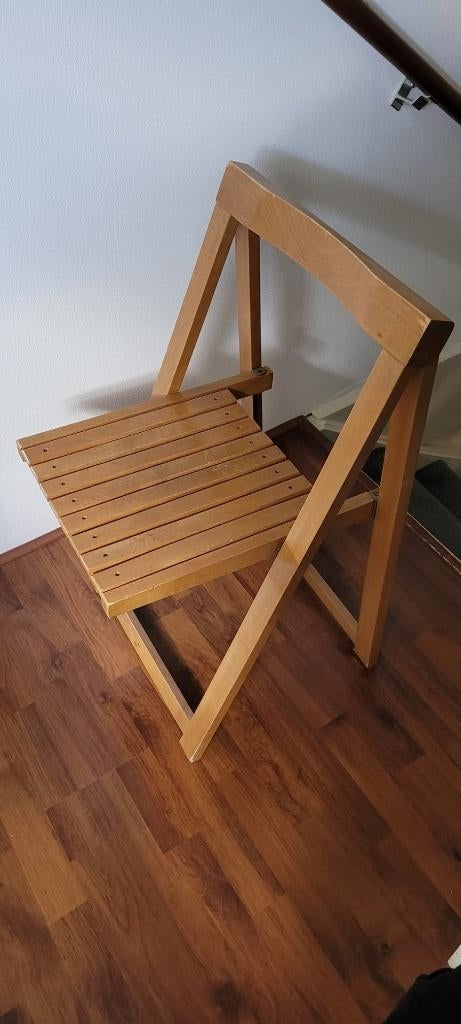 houten stoel (inklapbaar), Huis en Inrichting, Stoelen, Bruin, Ophalen of Verzenden, Zo goed als nieuw, Eén