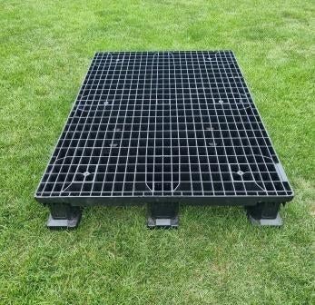 Nieuwe zwarte kunststof pallets ( Ibc , Tonnen , Vaten ), 150 liter of meer, Ophalen, Nieuw, Kunststof