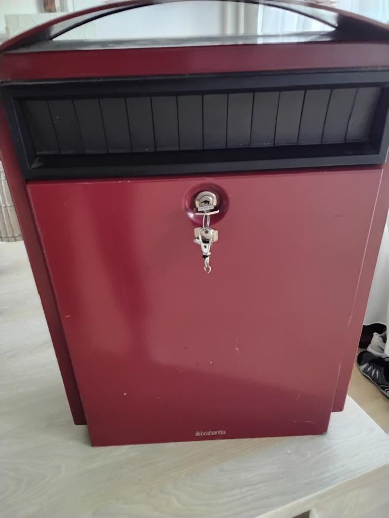BRABANTIA Grote Brievenbus, Ophalen, Zo goed als nieuw, IJzer, Wandbrievenbus