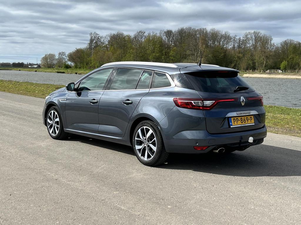 Renault Mégane Estate 1.2 TCe Bose Blindspot, pdc voor en a, Voorwielaandrijving, Gebruikt, 4 cilinders, Origineel Nederlands