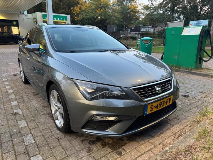 Seat Leon 1.4 Ecotsi 150pk 2017 Grijs, Auto's, Seat, Particulier, Leon, ABS, Airbags, Airconditioning, Alarm, Apple Carplay, Bluetooth