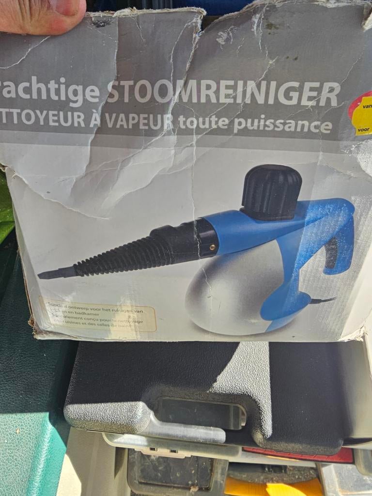 Handzame stoomreiniger voor diverse schoonmaakklussen, Ophalen of Verzenden, Gebruikt, Stoomreiniger