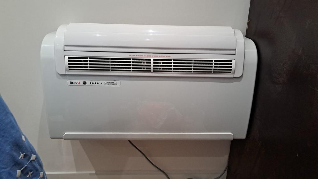 Zeer goede unico airco zonder buitenunit, Ophalen, Verwarmen, 3 snelheden of meer, Zo goed als nieuw