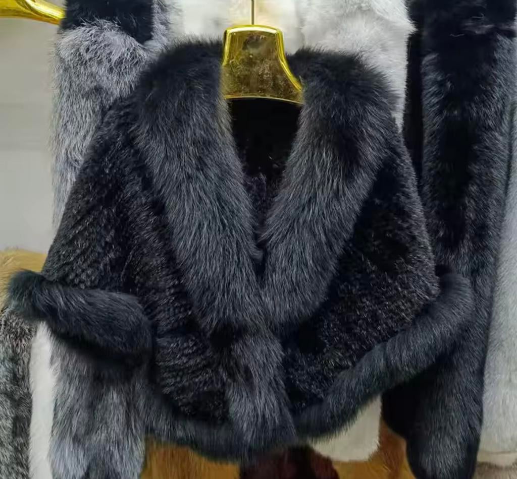 Poncho van echt bont, Kleding | Dames, Jassen | Winter, Ophalen of Verzenden, Zo goed als nieuw, Zwart