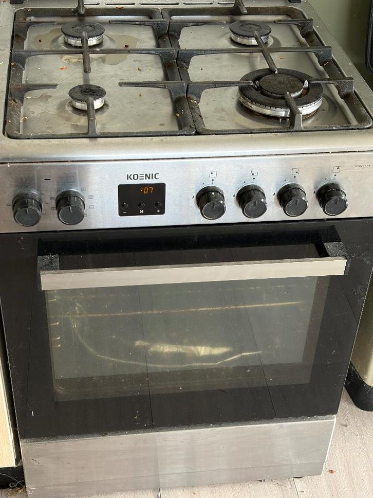Gratis fornuis Koenic (ophalen 1 mei), Witgoed en Apparatuur, Fornuizen, Gebruikt, Vrijstaand, Gas, 4 kookzones, 85 tot 90 cm