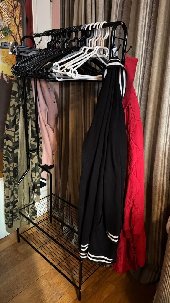 Smal (70 cm) kledingrek metaal schoenerek /kledinghangers, Ophalen of Verzenden, Nieuw