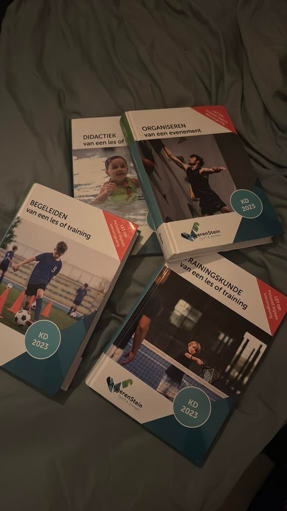 Schoolboeken voor zowel cios als sport en bewegen Curio, Boeken, Ophalen of Verzenden, Nieuw, Overige niveaus, Overige vakken