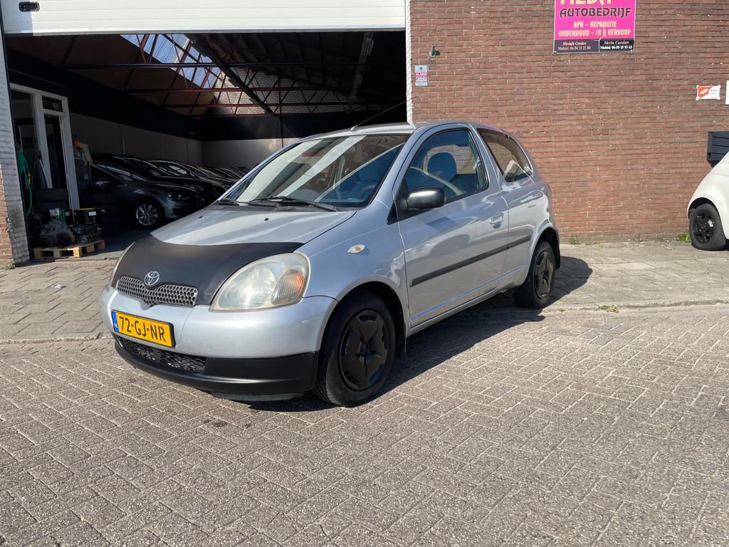Toyota Yaris 1.3-16V VVT-i Luna, Auto's, Voorwielaandrijving, 1299 cc, Gebruikt, 31 €/maand