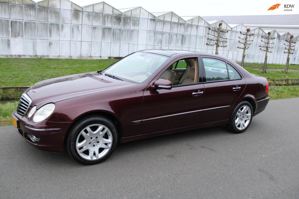 Mercedes-Benz E-klasse 320 CDI Avantgarde 4-Matic, Auto's, Mercedes-Benz, Automaat, Gebruikt, 197 €/maand, 2987 cc