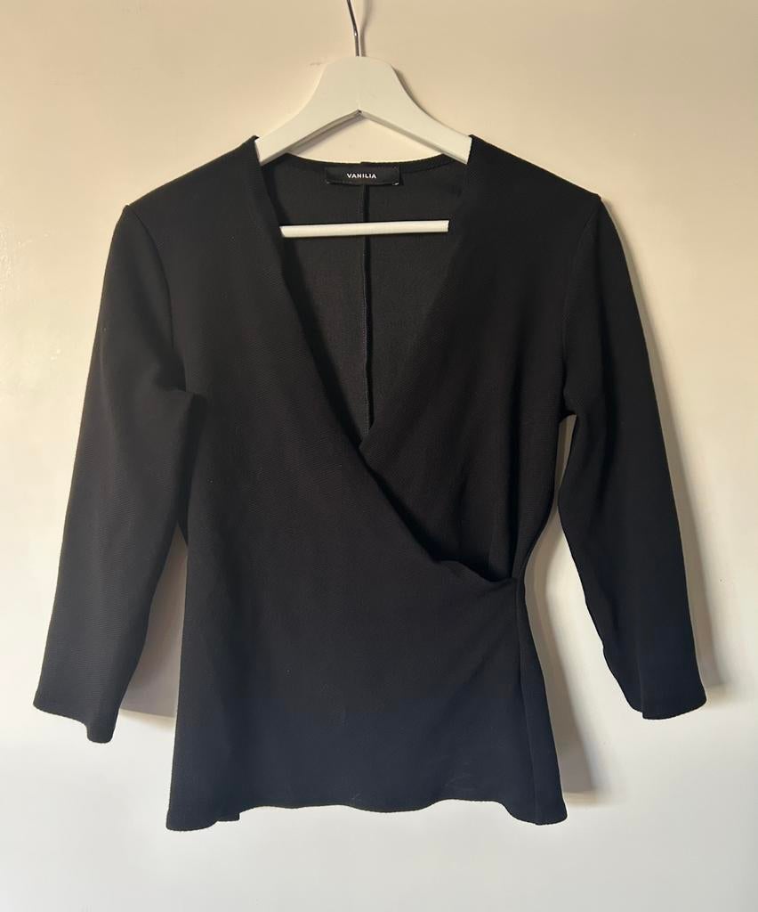 Vanilia wikkeltop M, Kleding | Dames, Tops, Maat 38/40 (M), Zwart, Ophalen of Verzenden, Zo goed als nieuw