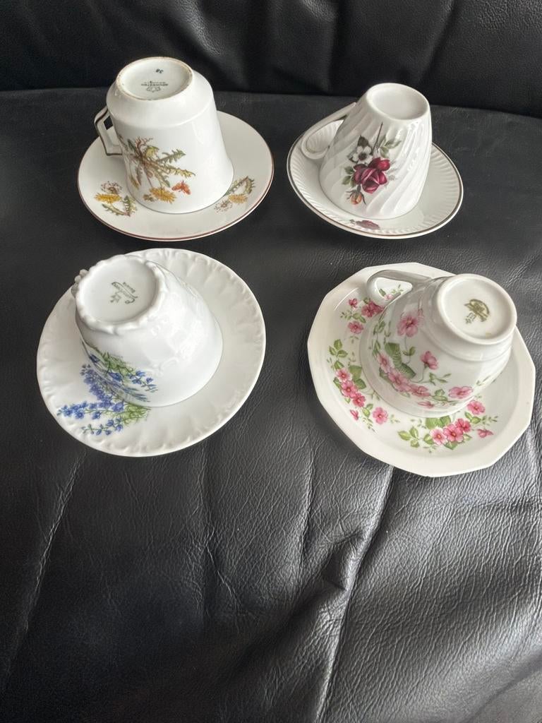 Kopjes en Schoteltjes van allerlei merken. Vintage, Ophalen of Verzenden, Overige stijlen, Kop(pen) en/of Schotel(s)