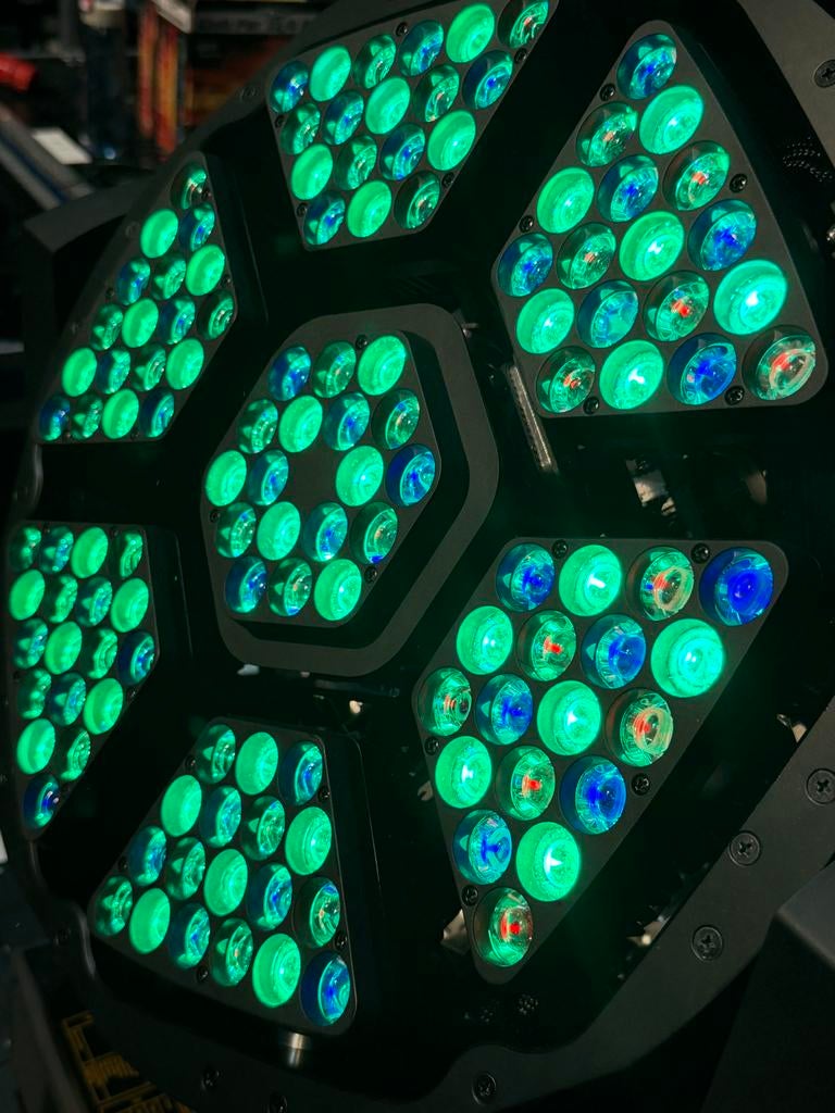 2x High End Systems SHAPESHIFTER C1 LED Moving Head, Muziek en Instrumenten, Licht en Laser, Hes, Zo goed als nieuw, Jagoor@ja.ja