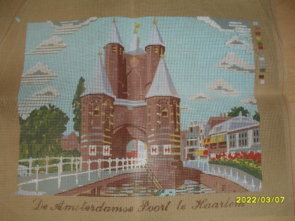NIEUW Stramien Amsterdamse Poort te Haarlem. Verkoop ook DMC, Hobby en Vrije tijd, Borduren en Borduurmachines, Ophalen of Verzenden