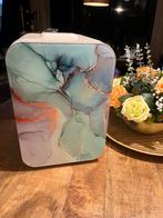 Bureau/ Cosmetica koelkastje, Ophalen, Zonder vriesvak, Minder dan 85 cm, Minder dan 75 liter
