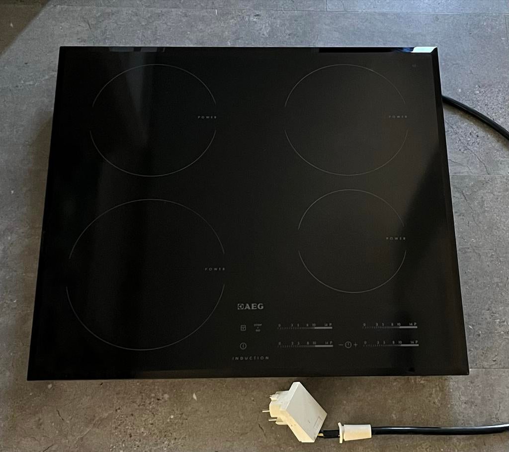 AEG Inductiekookplaat HK654200FB - 4 zones, 7.4 kW, Witgoed en Apparatuur, Kookplaten, Gebruikt, Inbouw, Inductie, 4 kookzones