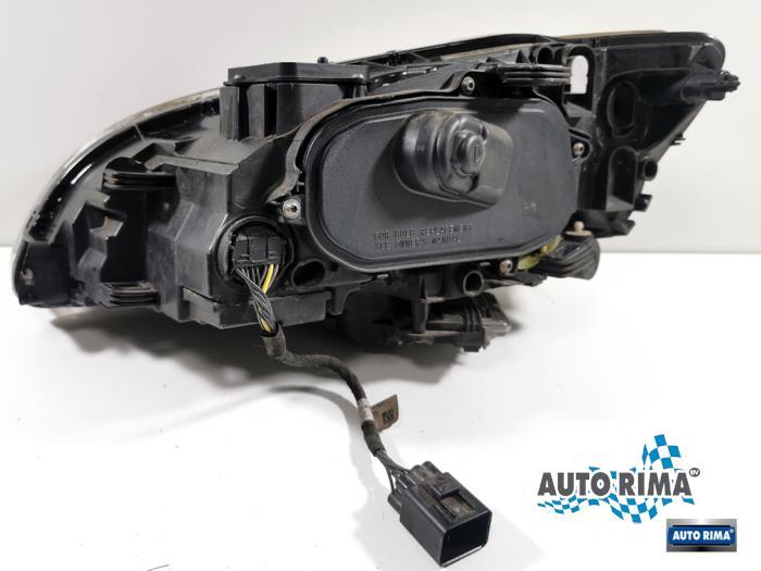 Koplamp rechts van een Volvo V60, Auto-onderdelen, Gebruikt, -, -, Ophalen of Verzenden