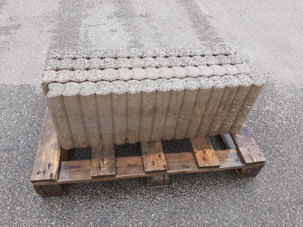 4 grijze palissadebanden, Ophalen, Gebruikt, Beton, Overige typen