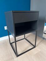IKEA Vikhammer nachtkastje - Zwart, Ophalen, Gebruikt, Minder dan 45 cm, 55 tot 70 cm