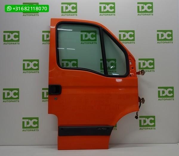 Renault Master ('98-'10) Voorportier rechts oranje, Gebruikt, Ophalen of Verzenden, Renault, Voor