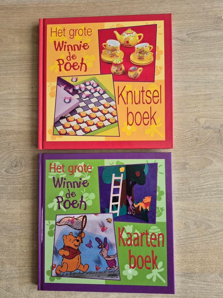 Het grote Winnie the Pooh kaartenboek of knutselboek. Hardco, Ophalen of Verzenden, Zo goed als nieuw, Scrapbooking en Knutselen