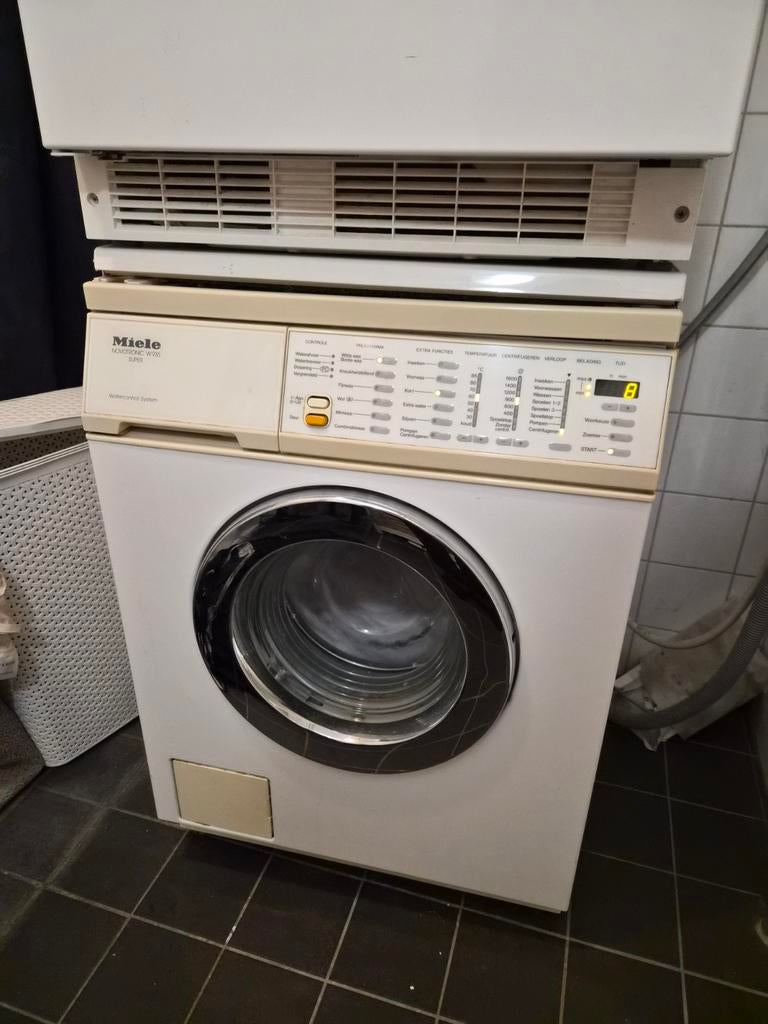 In prijs verlaagd! Miele Novotronic W935 Super Wasmachine, Ophalen, Gebruikt, Voorlader, 85 tot 90 cm