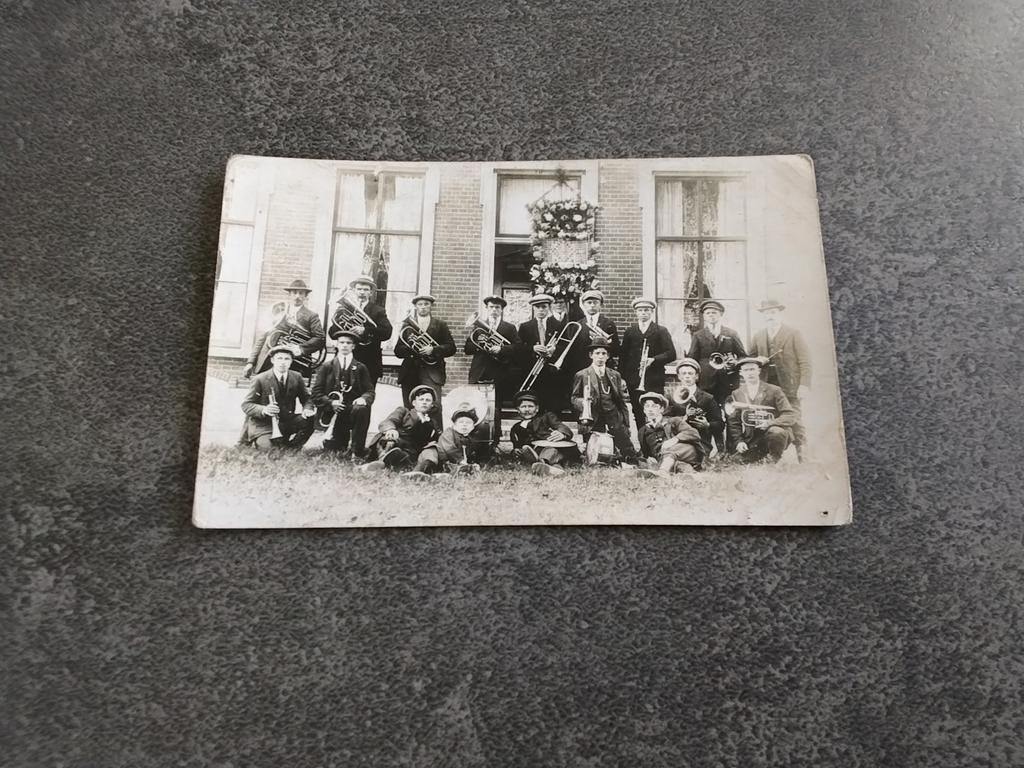 Fotokaart 's-Gravenpolder Muziekgezelschap bij Leen Wouterse, Ophalen of Verzenden, Voor 1920, Ongelopen, Zeeland