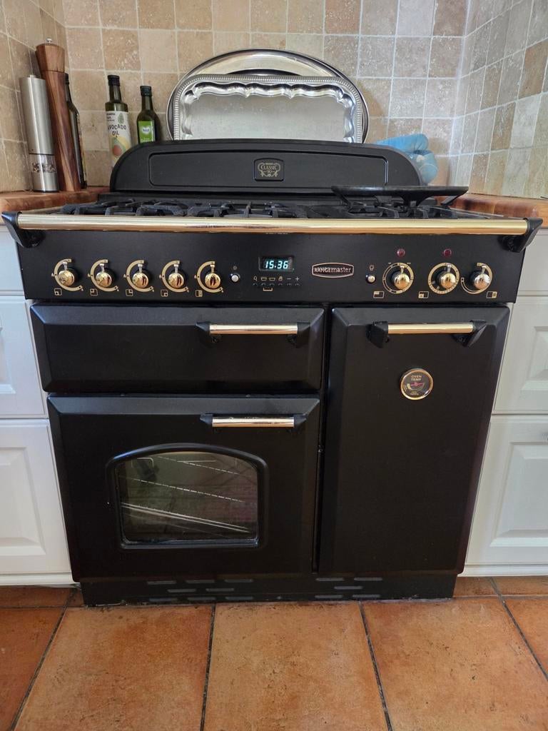 Rangemaster fornuis - Zwart met gouden accenten, Ophalen, 60 cm of meer, Gas, Vrijstaand