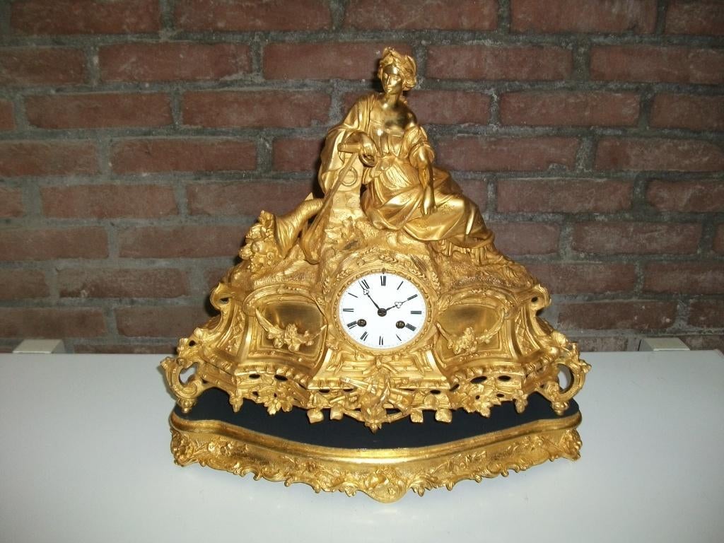 Antieke pedule uit 1833 ( een toppertje ), Ophalen