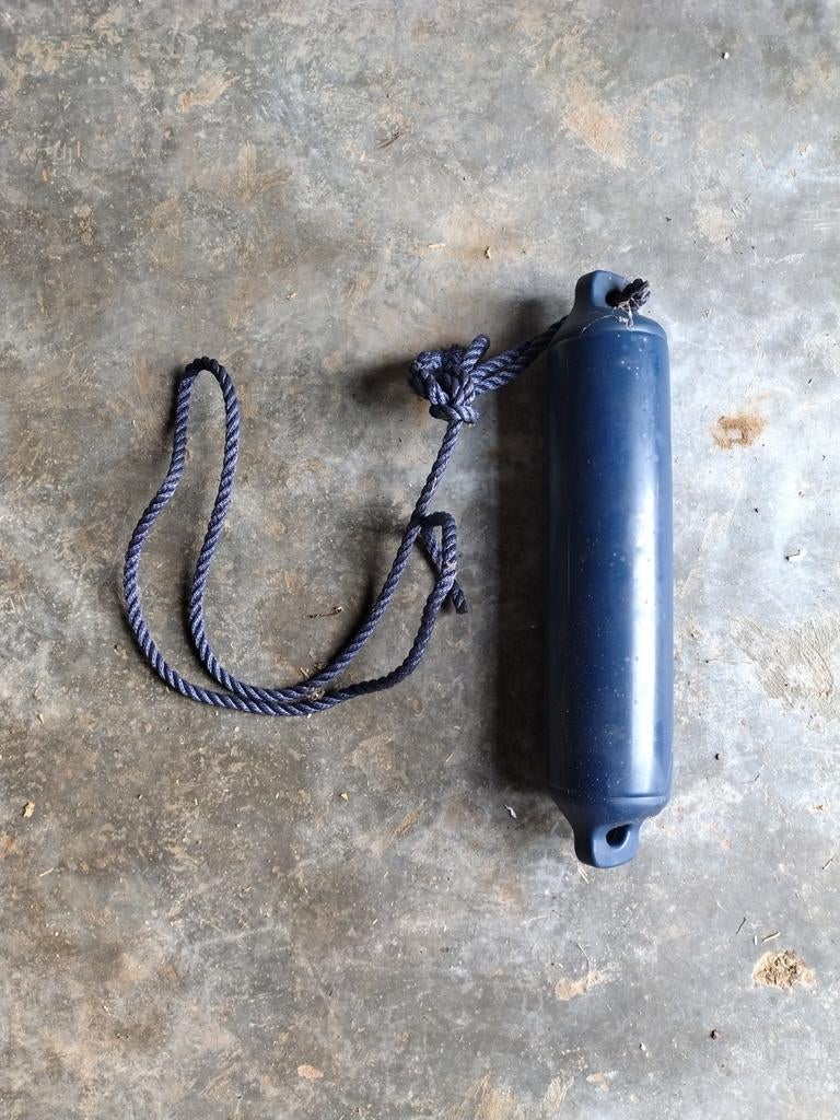 Majoni Cylinder 1 Stootwil / Fender - Blauw, Watersport en Boten, Ophalen of Verzenden