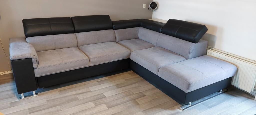 Comfortabele hoekbank met verstelbare hoofdsteunen, Ophalen, 250 tot 300 cm, Gebruikt, Hoekbank