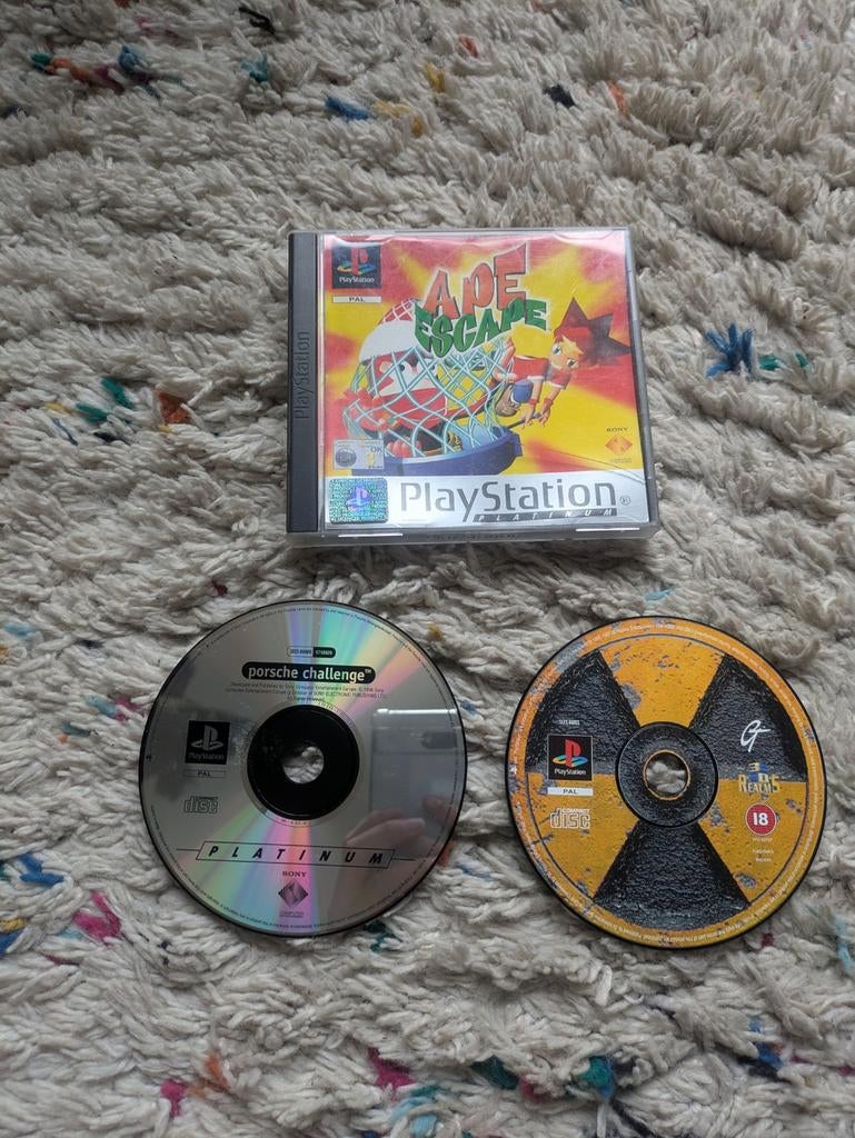 Ape escape, Duke nukem en Porsche challenge, Spelcomputers en Games, Games | Sony PlayStation 1, 1 speler, Racen en Vliegen, Ophalen of Verzenden