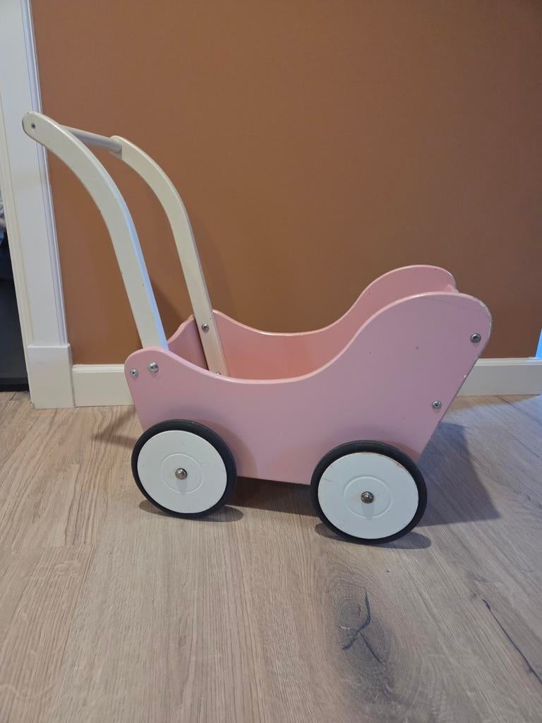 Houten poppenwagen roze met witte wielen, Ophalen, Gebruikt
