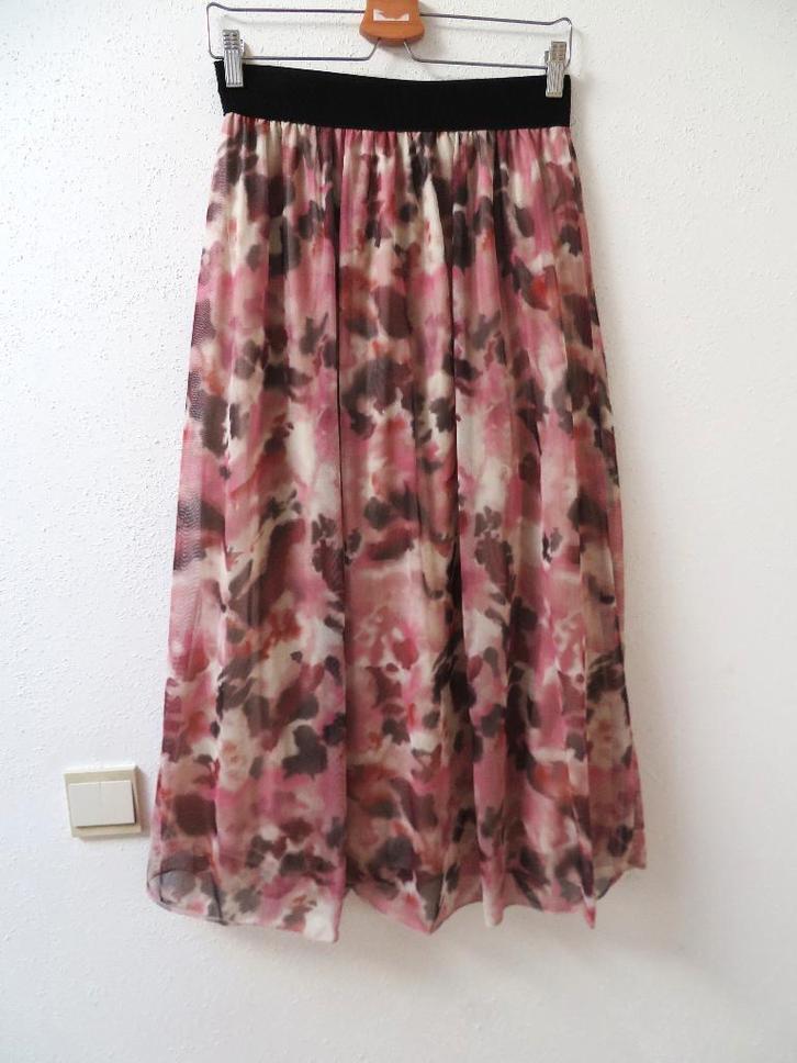 N53 CLOUD 5IVE nieuwe rok roze zwart L past voor 38/40, Kleding | Dames, Rokken, Nieuw, Maat 38/40 (M), Roze, Onder de knie, Ophalen of Verzenden