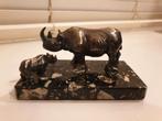 WNF Verzilverd Beeldje Nr. 1 - Zwarte Neushoorn met Jong, Verzamelen, Beelden en Beeldjes, Ophalen of Verzenden, Gebruikt, Dier