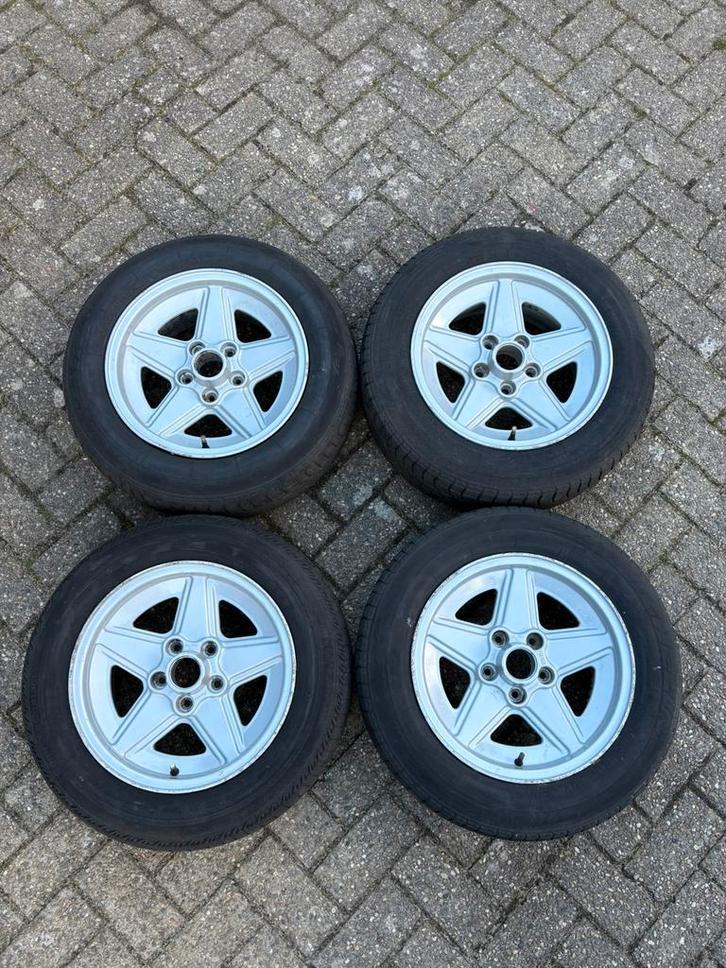 Originele 15” Mercedes AMG Penta velgen, Auto-onderdelen, Banden en Velgen, Velg(en), Zomerbanden, Overige maten, Personenwagen
